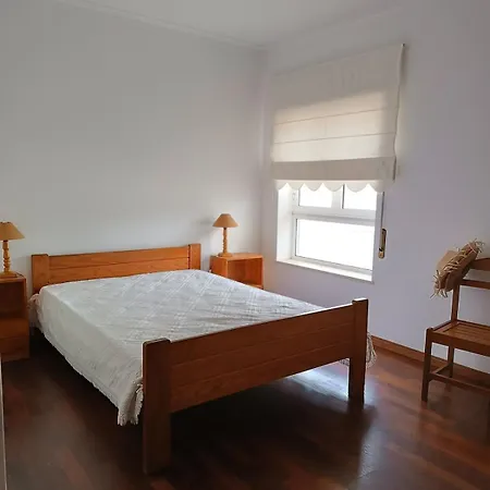 Duplex On The Waterfront Holiday home Praia de Quiaos