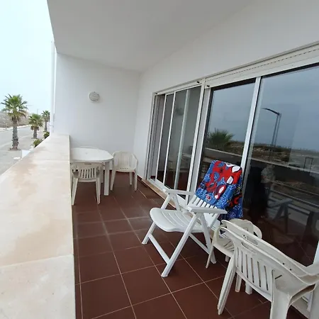 Duplex On The Waterfront * Praia de Quiaos
